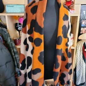 Leopard design soft wrap/scarf